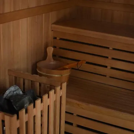 Varazs Wellness Apartman Siófok
