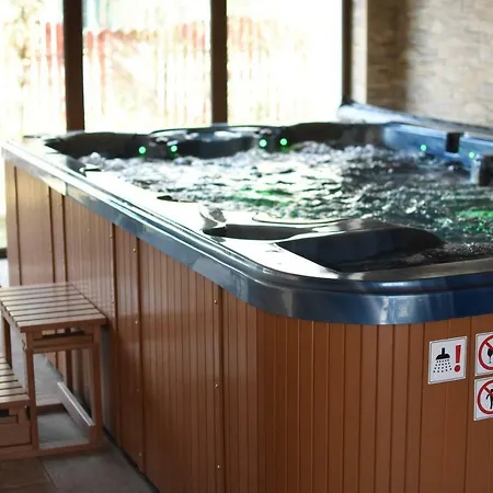 Varazs Wellness Apartman Hotel de apartamente Siófok