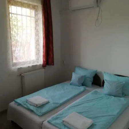 Varazs Wellness Apartman